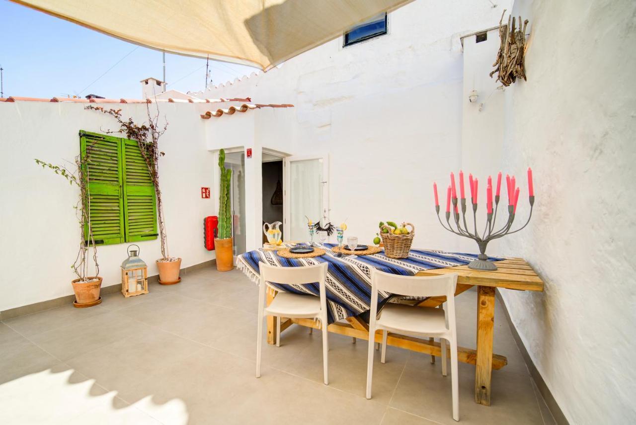 Calma Hotel Ciutadella  Extérieur photo