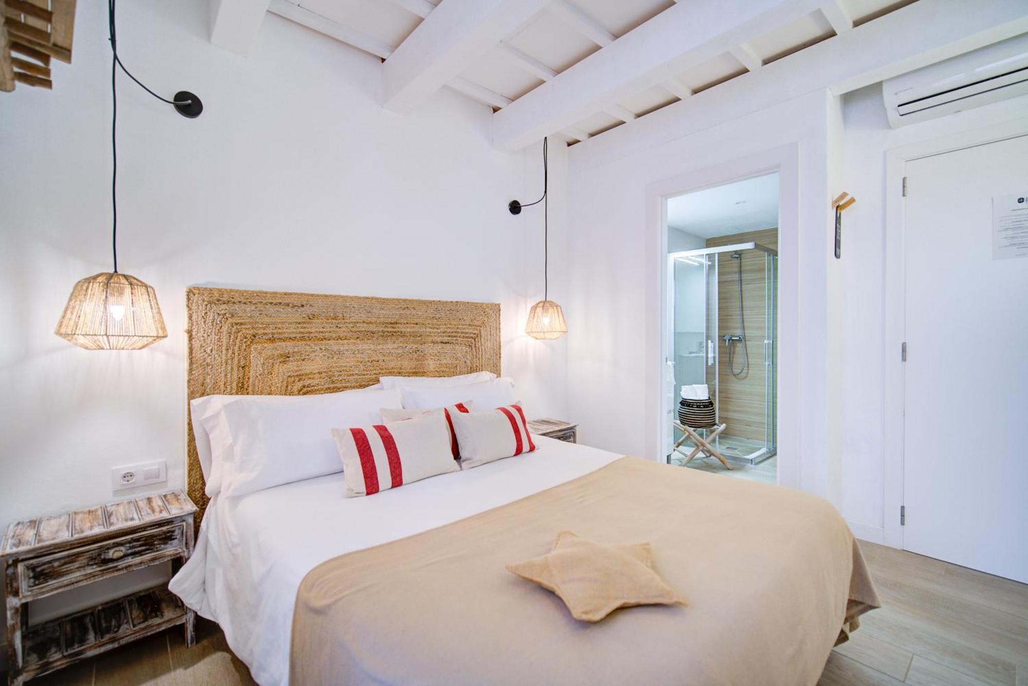 Calma Hotel Ciutadella  Extérieur photo